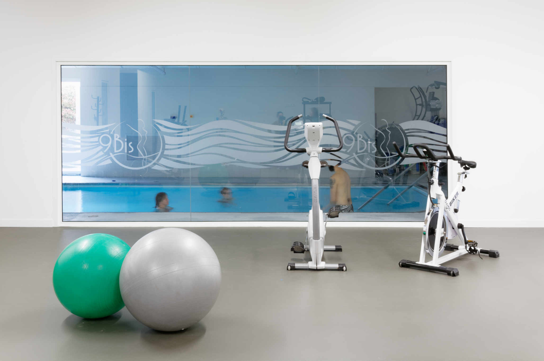 Photo salle de sport fitness cabinet de kinésithérapeutes et ostéopathes
