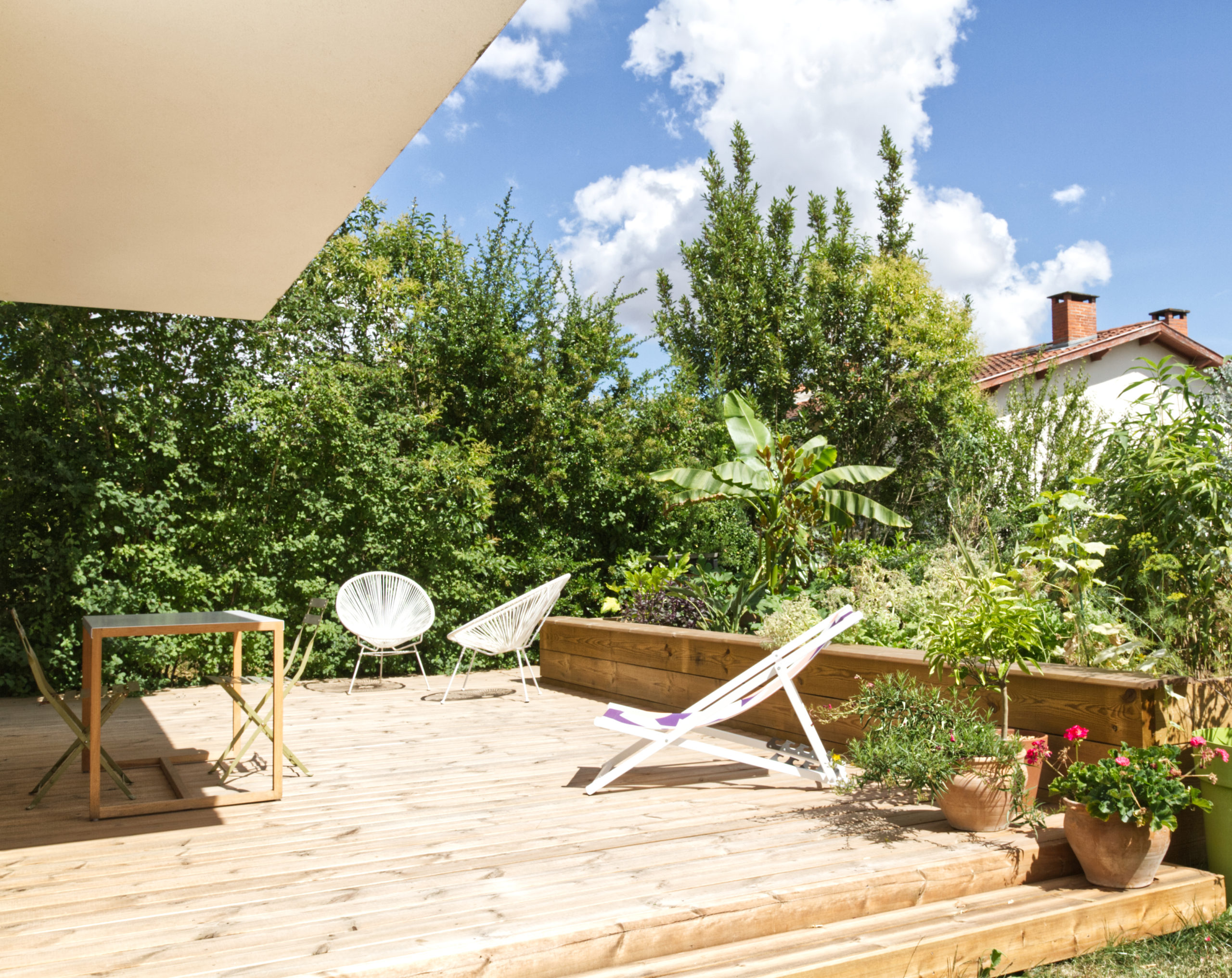 Terrasse maison A- aménagement  terrasse extérieure bois- jardinière-architectes toulouse- saarchitectes